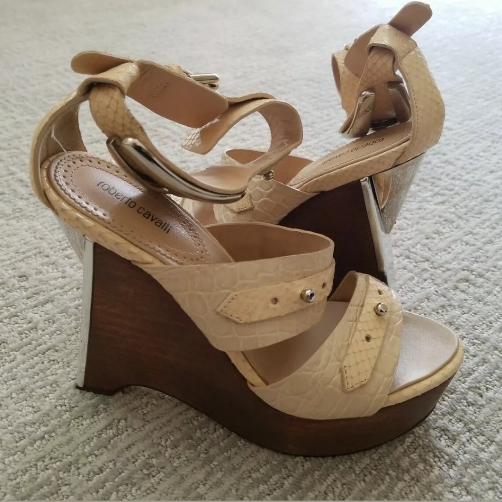 Limited Edition Roberto Cavalli Platform Shoes, Si